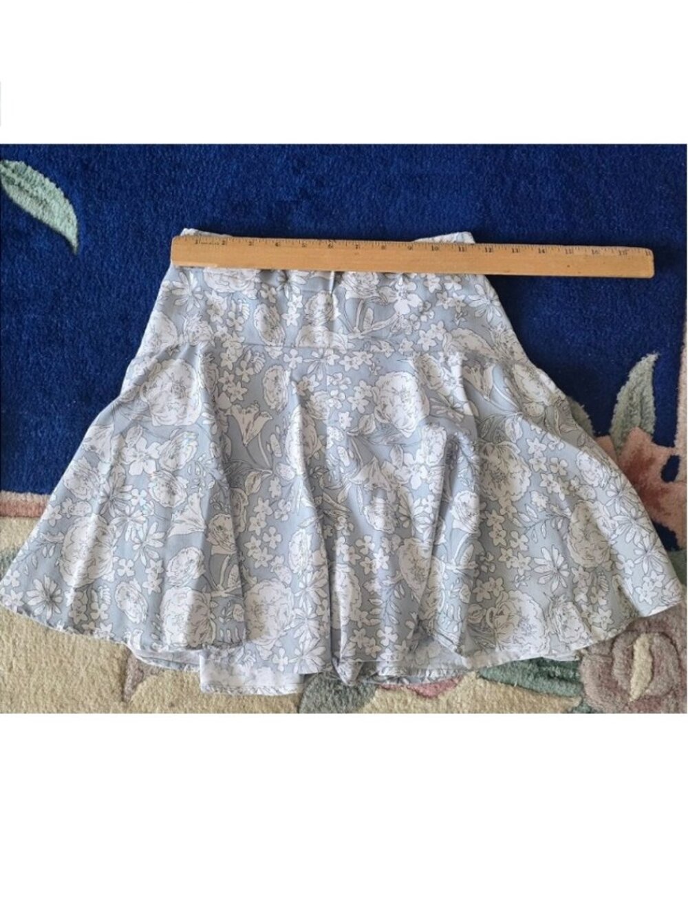 Beautiful Girls' Skort by QU Style Size Medium Grey & Beige ( fit Women's XS)